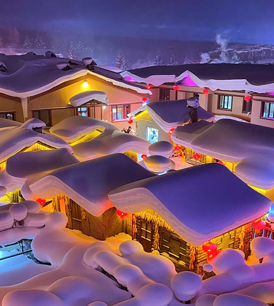 2D1N Harbin Snow Village Two-Day Tour (Datudingzi Mountain+Horse-drawn Sleigh+Skiing)