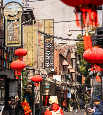 Shanghai One-Day Tour (Tianzifang+Yu Garden) Famous Landmark